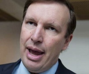 Democrat Chris Murphy Claims His Failed Gun Control Bill Would Have Stopped UNLV Shooting